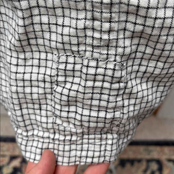 Not Perfect Linen tunic - Picture 5 of 9